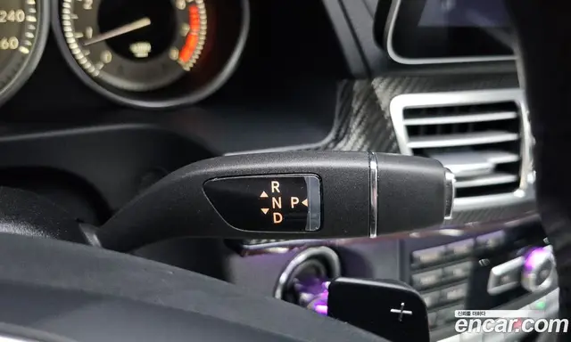 Mercedes-Benz E-Class 2015 2.0 автомат (гидро), миниатюра 9