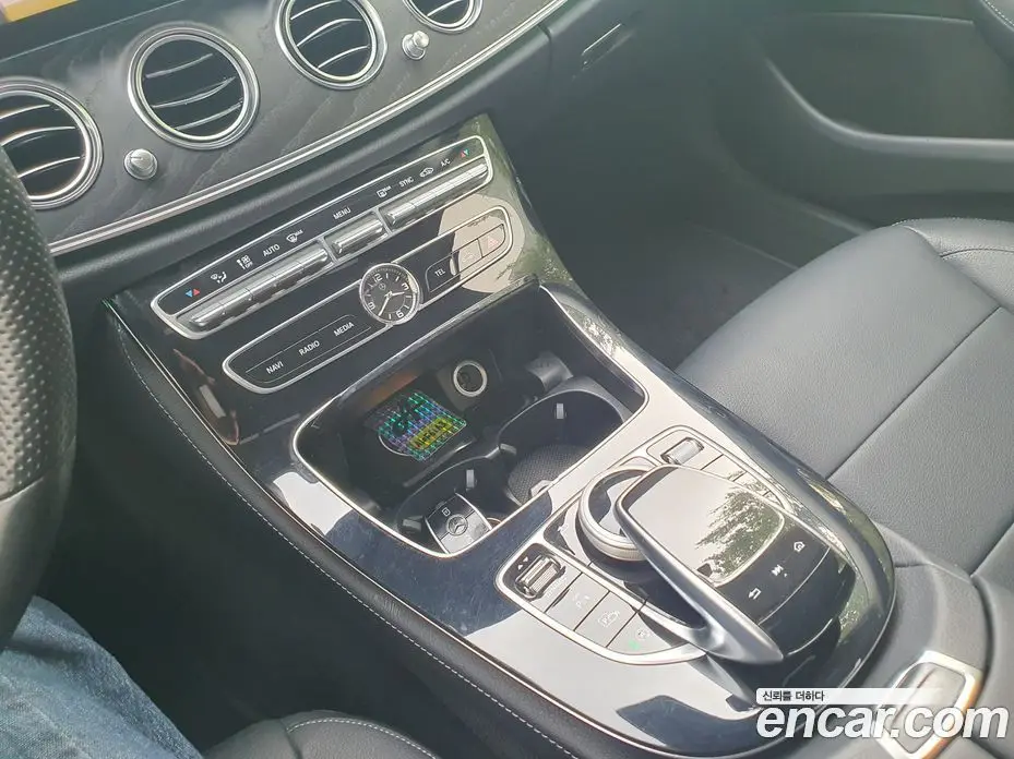 Mercedes-Benz E-Class 2016 1.9 автомат (гидро), фото 13