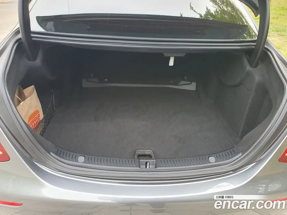 Mercedes-Benz E-Class 2016 1.9 автомат (гидро), фото 17