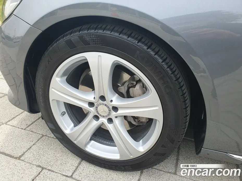 Mercedes-Benz E-Class 2016 1.9 автомат (гидро), фото 18