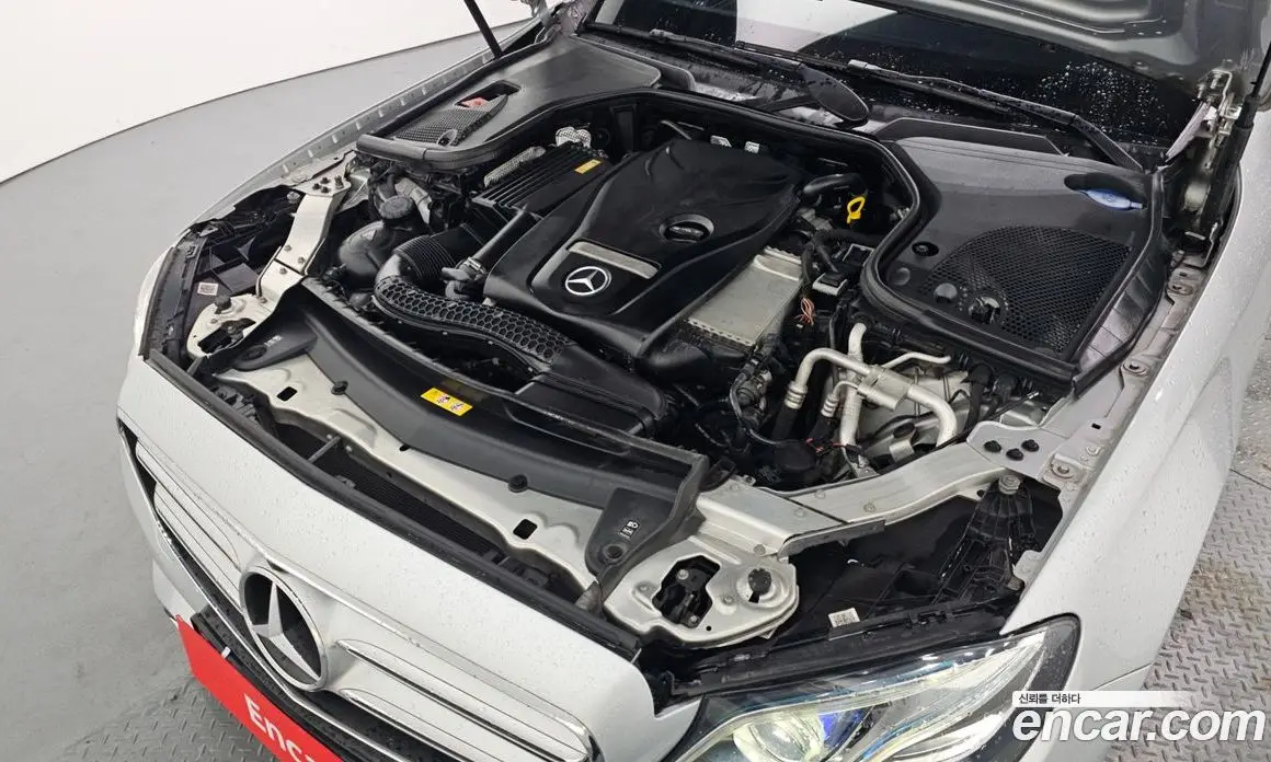 Mercedes-Benz E-Class 2016 2.0 автомат (гидро), фото 6