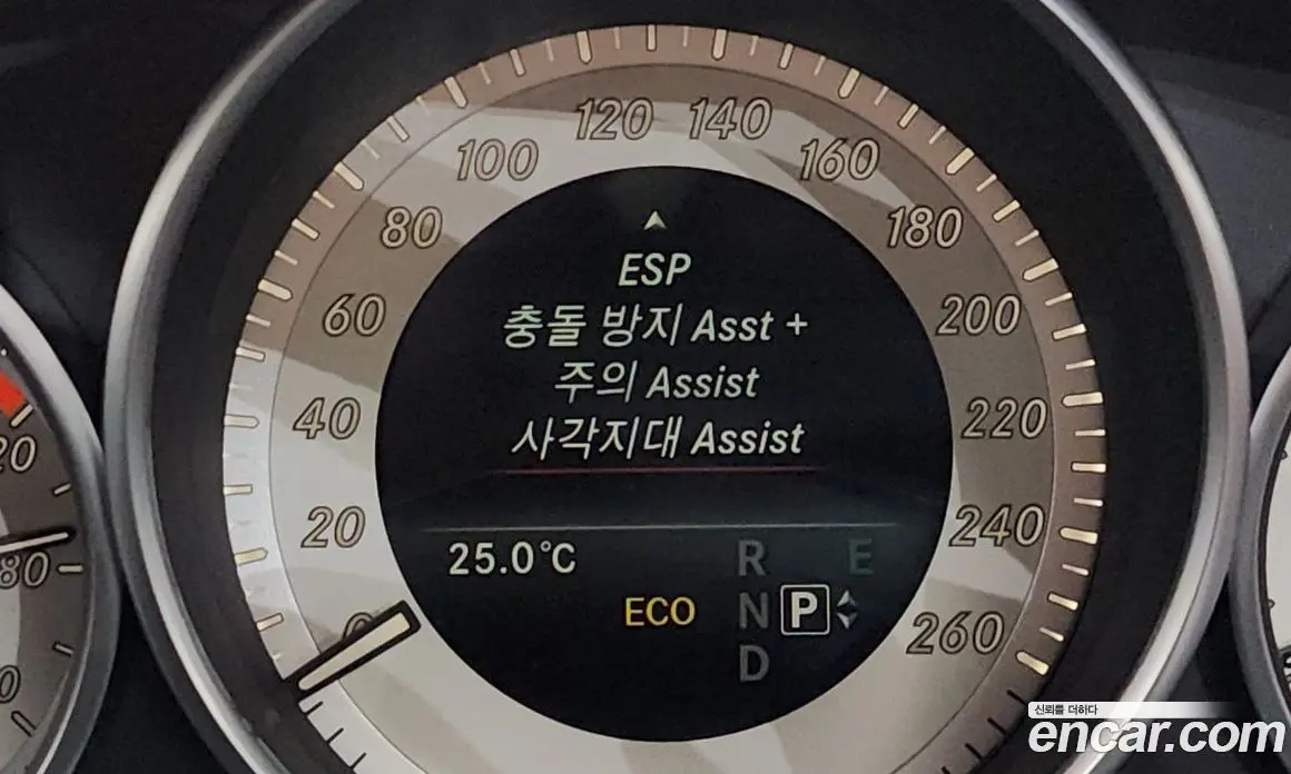 Mercedes-Benz E-Class 2016 2.0 автомат (гидро), фото 17
