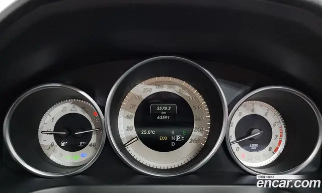 Mercedes-Benz E-Class 2016 2.0 автомат (гидро), миниатюра 8
