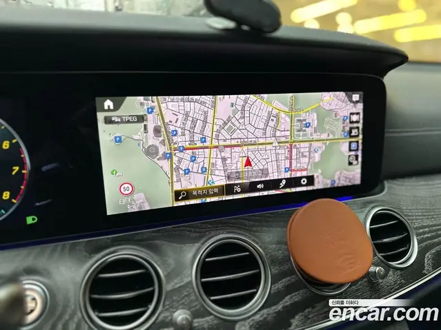 Mercedes-Benz E-Class 2021 2.0 автомат (гидро), миниатюра 11