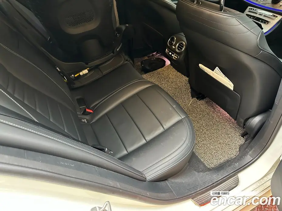 Mercedes-Benz E-Class 2021 2.0 автомат (гидро), фото 18