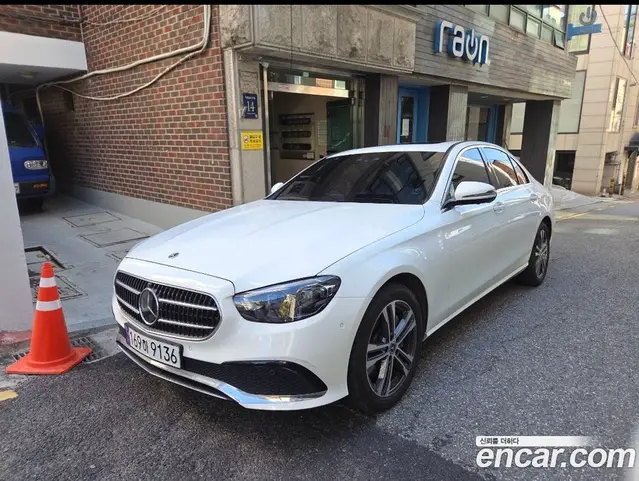 Mercedes-Benz E-Class, 2022, 22 604 км