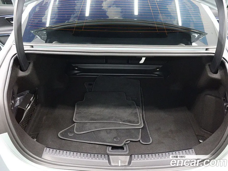 Mercedes-Benz E-Class 2024 2.0 автомат (гидро), фото 5