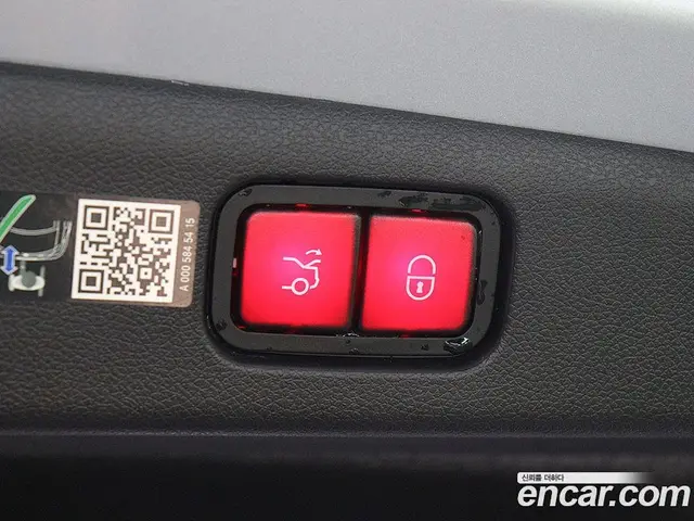 Mercedes-Benz E-Class 2024 2.0 автомат (гидро), миниатюра 6