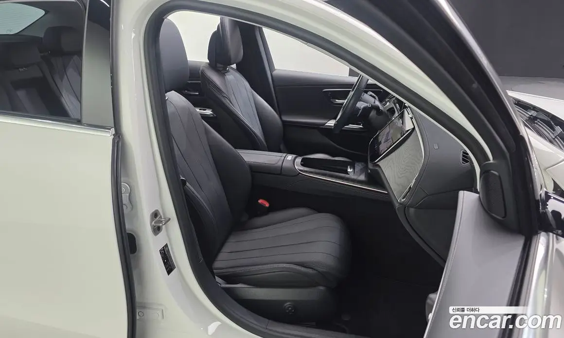 Mercedes-Benz E-Class 2024 2.0 автомат (гидро), фото 12