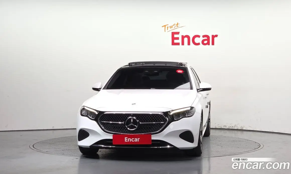 Mercedes-Benz E-Class 2024 2.0 автомат (гидро), фото 3