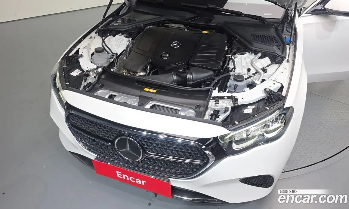 Mercedes-Benz E-Class 2024 2.0 автомат (гидро), фото 6