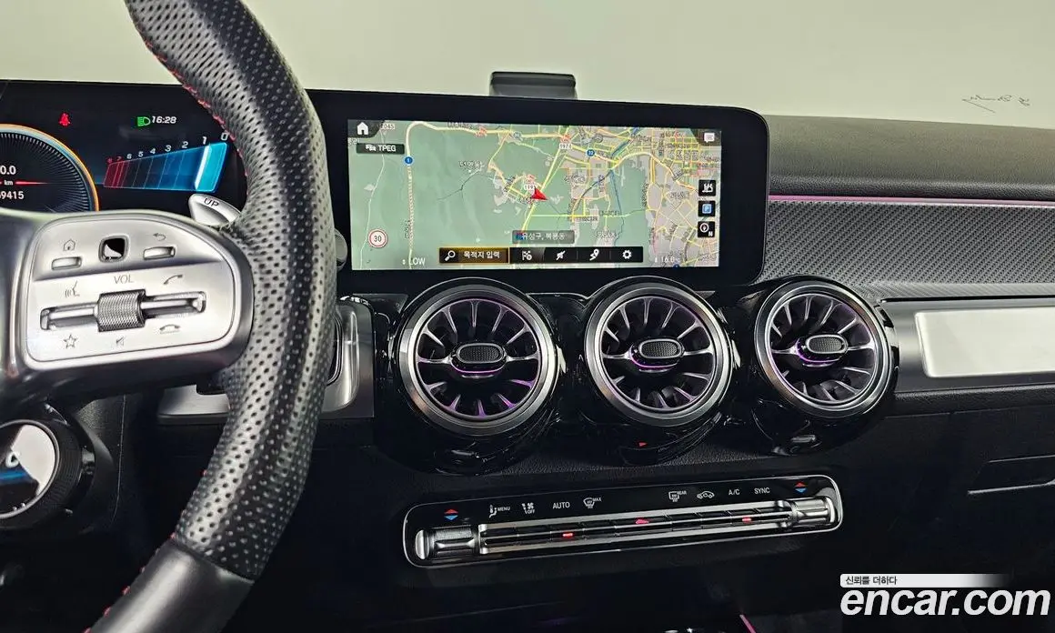 Mercedes-Benz GLB-Class 2022 2.0 автомат (гидро), фото 18