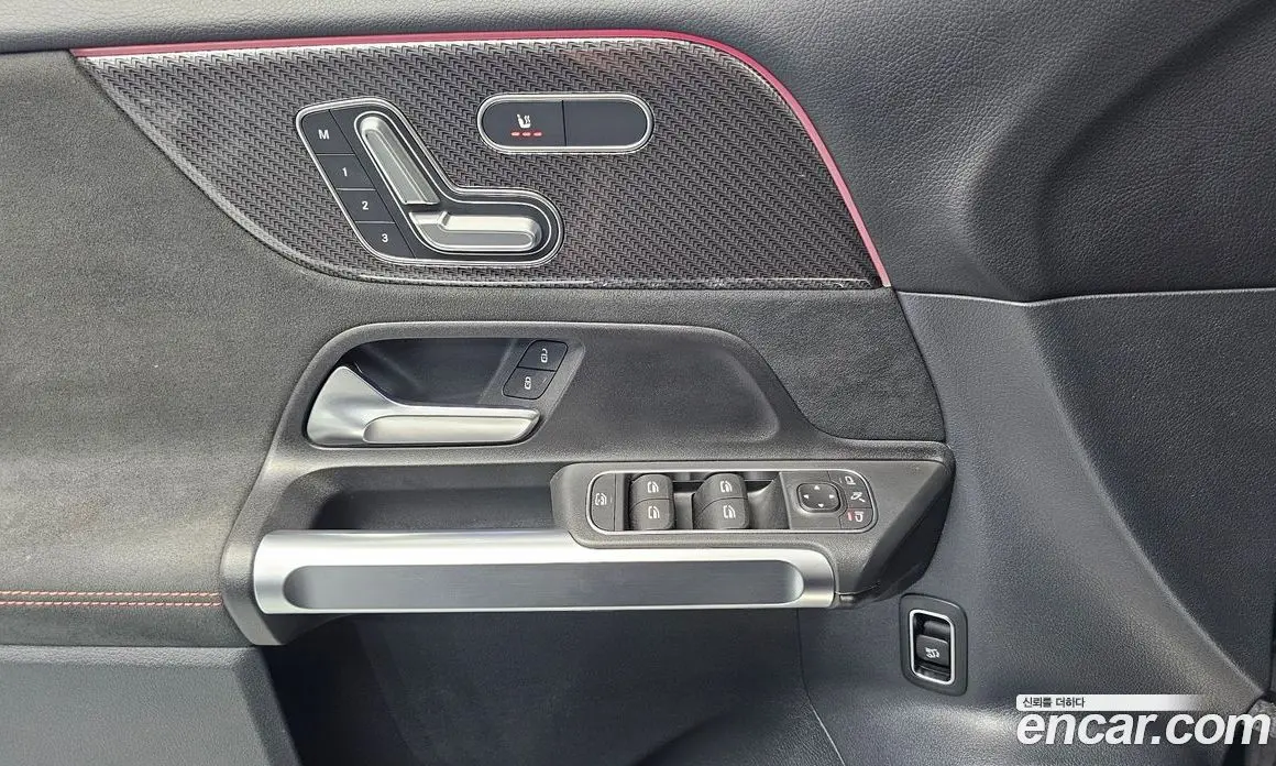 Mercedes-Benz GLB-Class 2022 2.0 автомат (гидро), фото 29