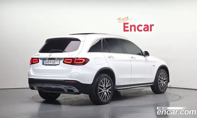 Mercedes-Benz GLC-Class 2021 2.0 автомат (гидро), миниатюра 2