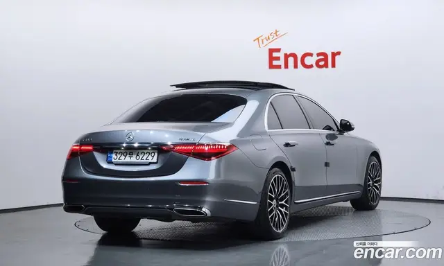 Mercedes-Benz S-Class 2022 4.0 автомат (гидро), миниатюра 2