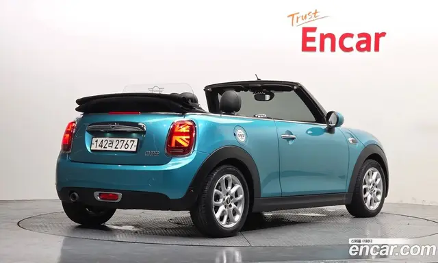 Mini Cooper Convertible 2019 1.5 автомат (гидро), миниатюра 2