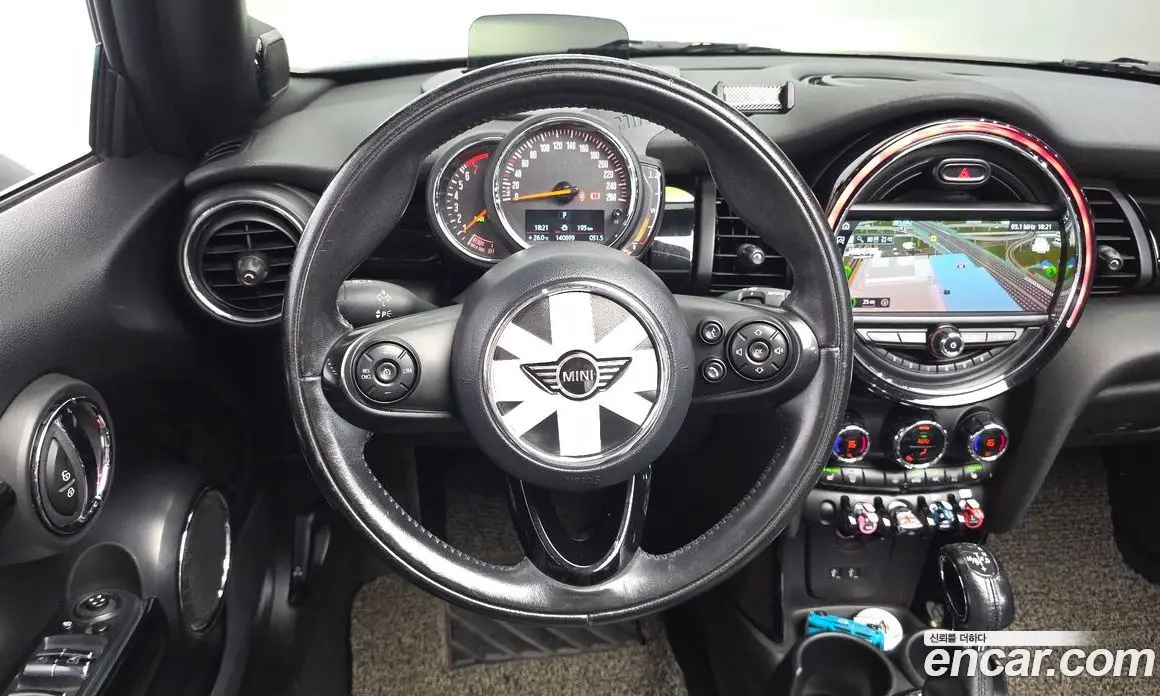 Mini Cooper Convertible 2019 1.5 автомат (гидро), фото 13