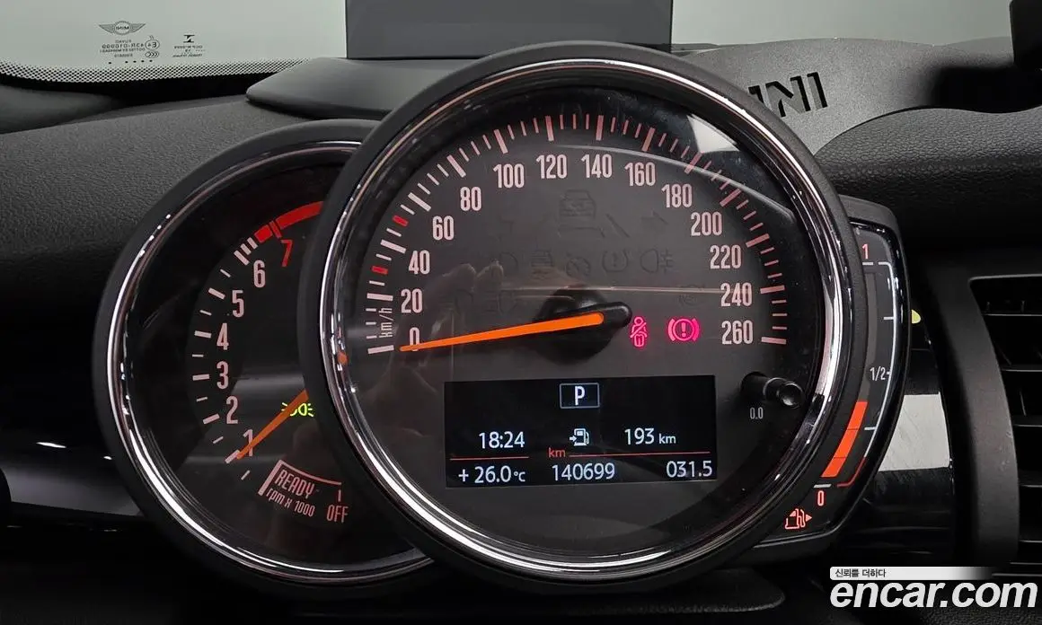Mini Cooper Convertible 2019 1.5 автомат (гидро), фото 8