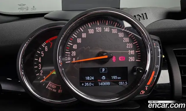 Mini Cooper Convertible 2019 1.5 автомат (гидро), миниатюра 8