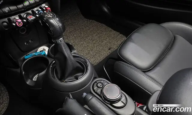 Mini Cooper Convertible 2019 1.5 автомат (гидро), миниатюра 9