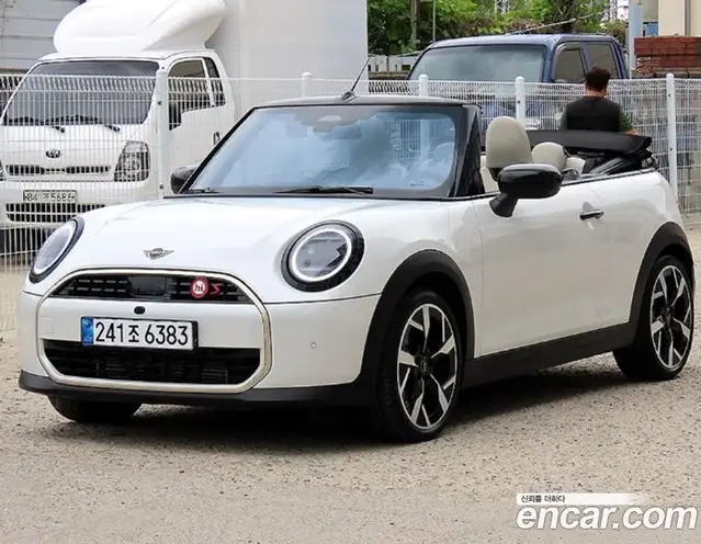 Mini Cooper Convertible 2026 2.0 автомат (гидро), миниатюра 6