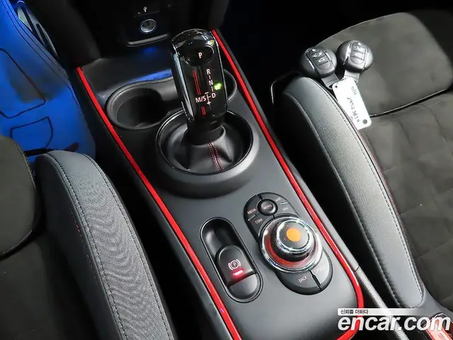 Mini Countryman 2021 2.0 автомат (гидро), миниатюра 9