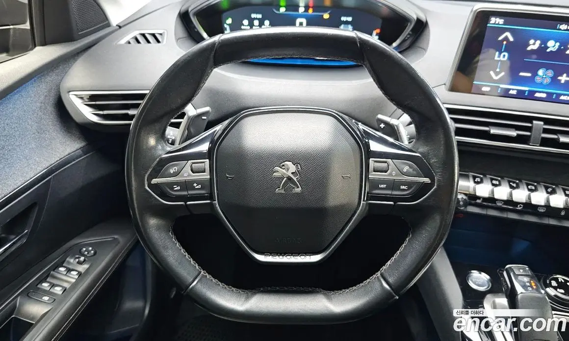 Peugeot 3008 2018 1.6 автомат (гидро), фото 12