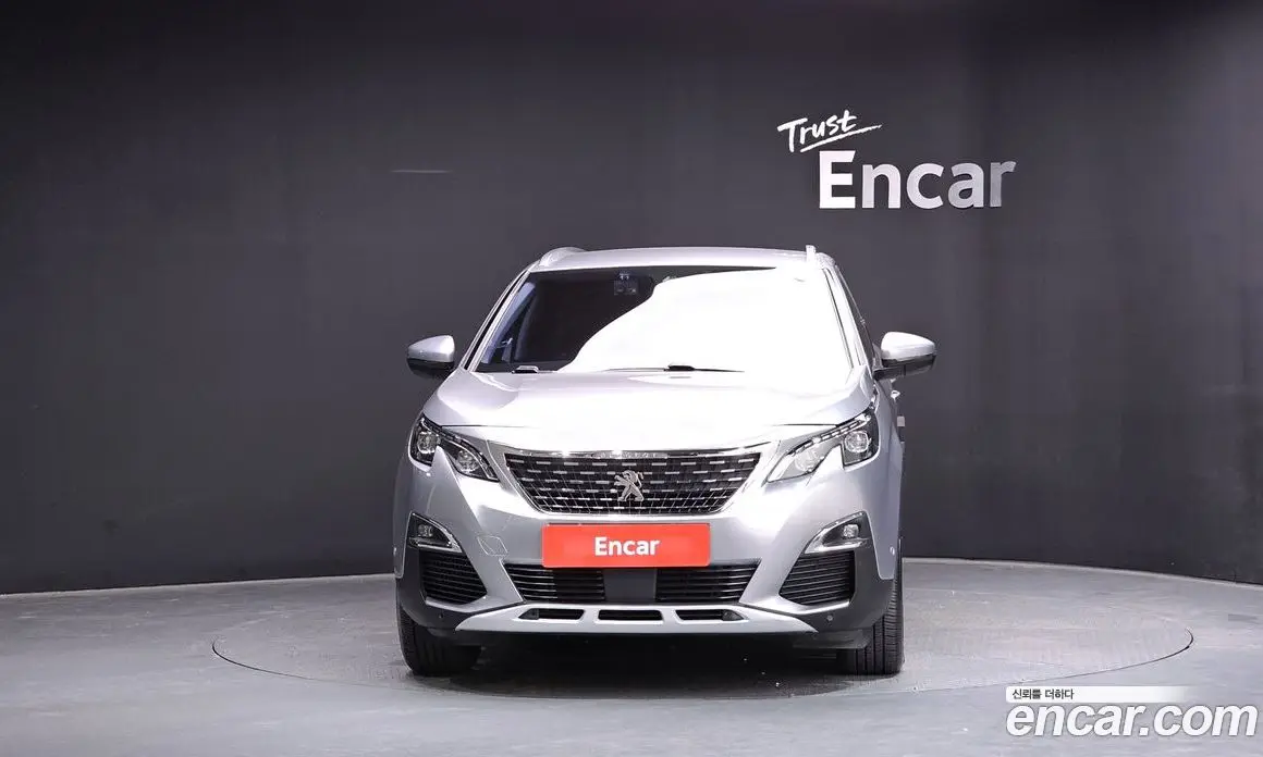 Peugeot 3008 2018 1.6 автомат (гидро), фото 3