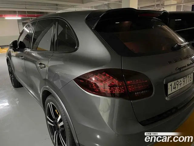 Porsche Cayenne 2013 4.8 автомат (гидро), миниатюра 2