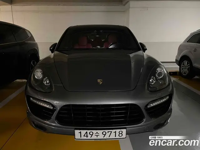 Porsche Cayenne 2013 4.8 автомат (гидро), миниатюра 3