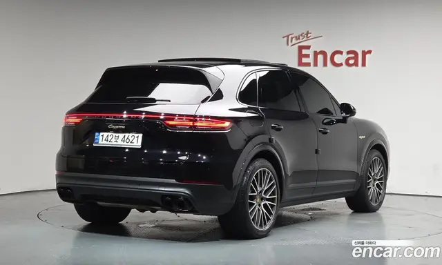 Porsche Cayenne 2021 3.0 автомат (гидро), миниатюра 2
