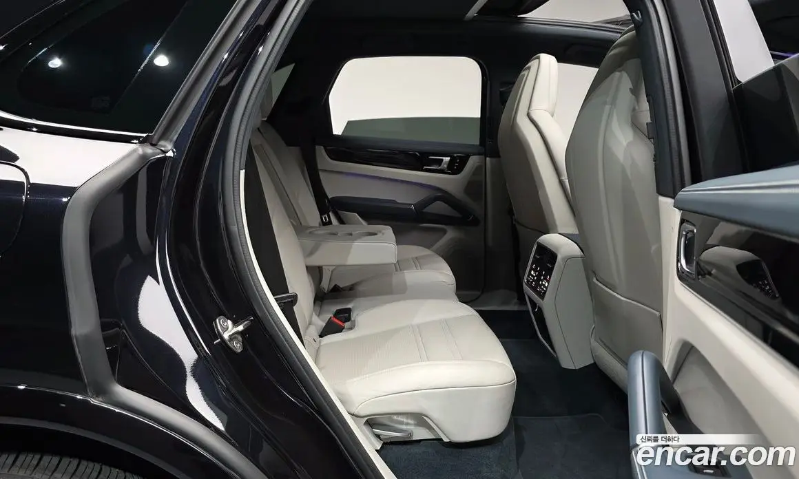 Porsche Cayenne 2021 3.0 автомат (гидро), фото 17