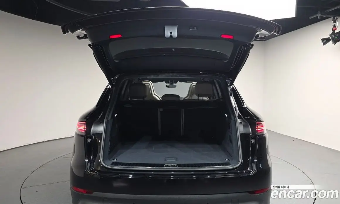 Porsche Cayenne 2021 3.0 автомат (гидро), фото 26