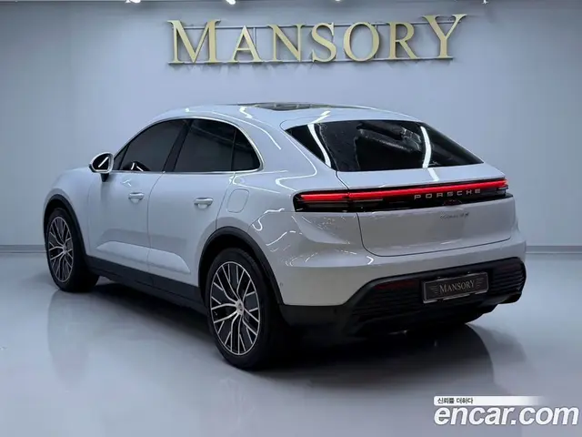 Porsche Macan 2025 0.1 автомат (гидро), миниатюра 2