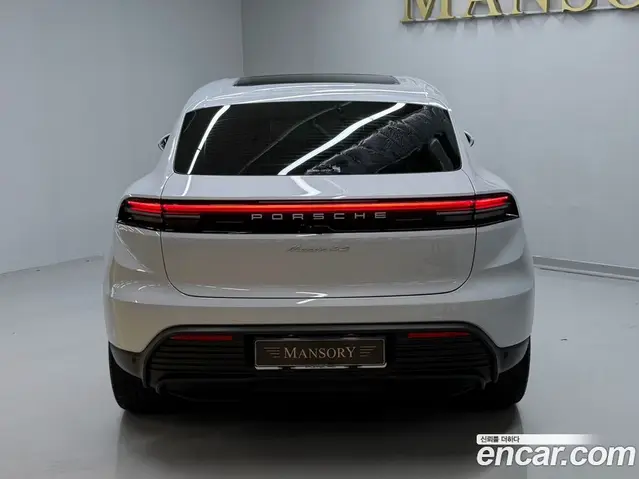 Porsche Macan 2025 0.1 автомат (гидро), миниатюра 4