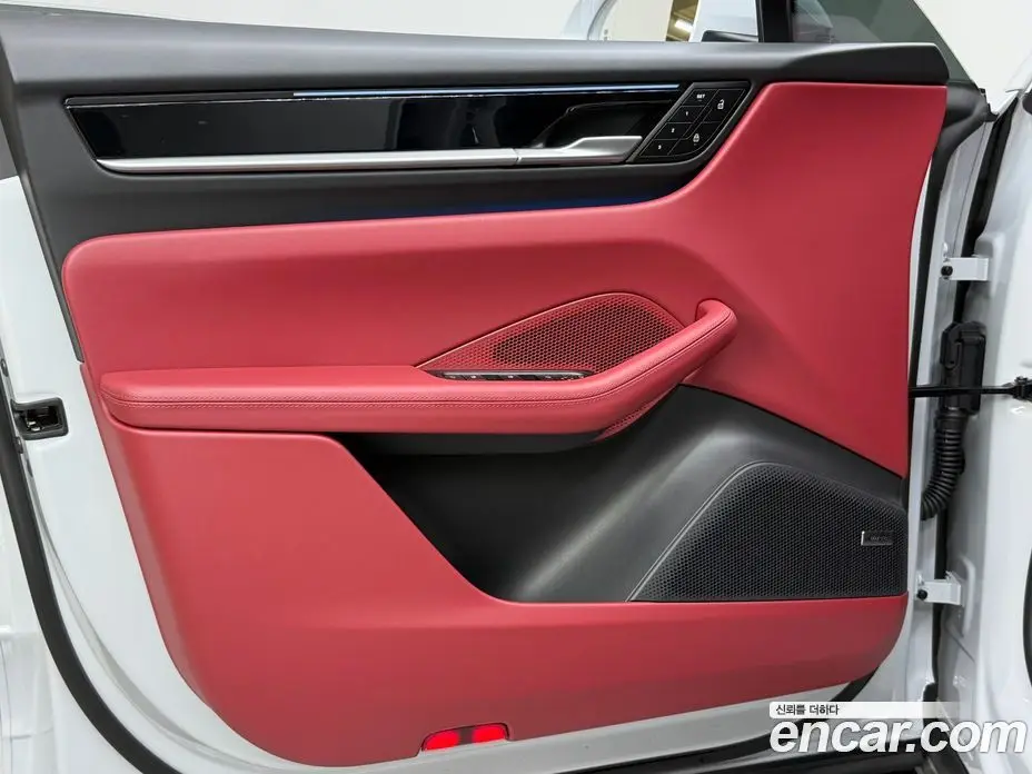 Porsche Macan 2025 0.1 автомат (гидро), фото 6