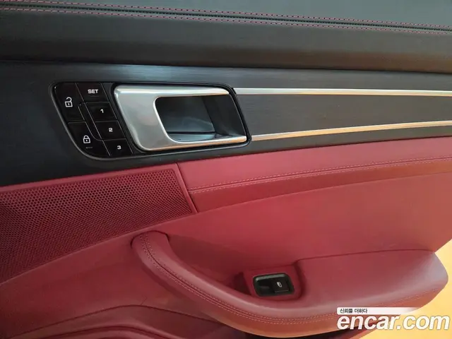 Porsche Panamera 2019 4.0 автомат (гидро), миниатюра 6