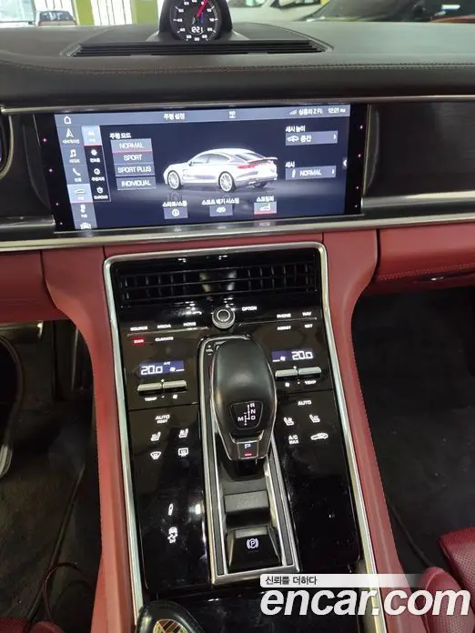 Porsche Panamera 2019 4.0 автомат (гидро), миниатюра 9