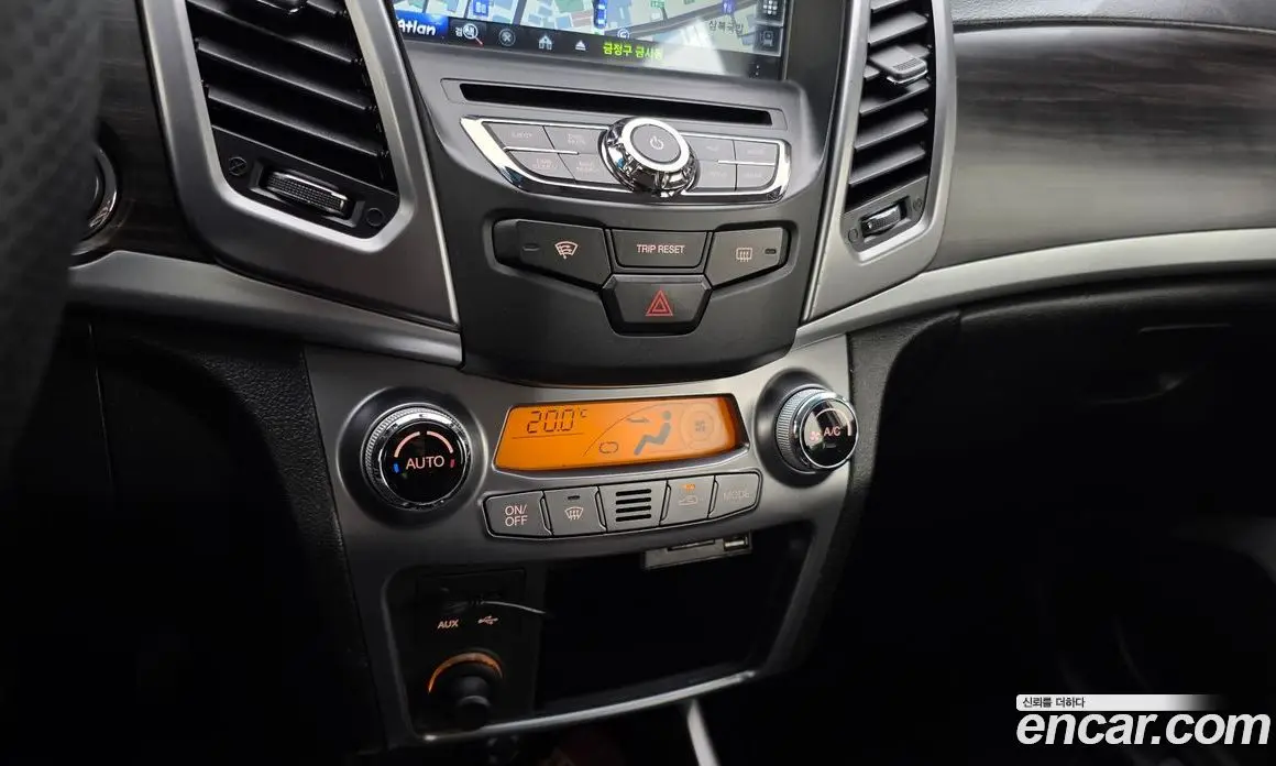 SsangYong Korando 2014 2.0 автомат (гидро), фото 22