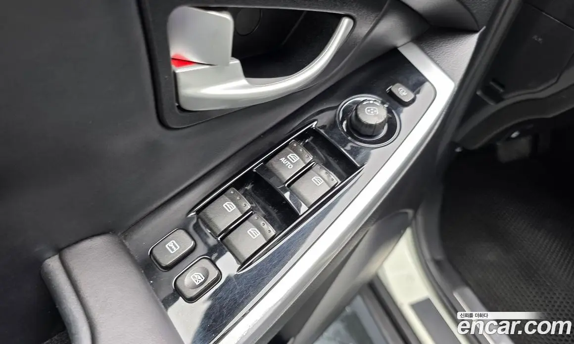 SsangYong Korando 2014 2.0 автомат (гидро), фото 27