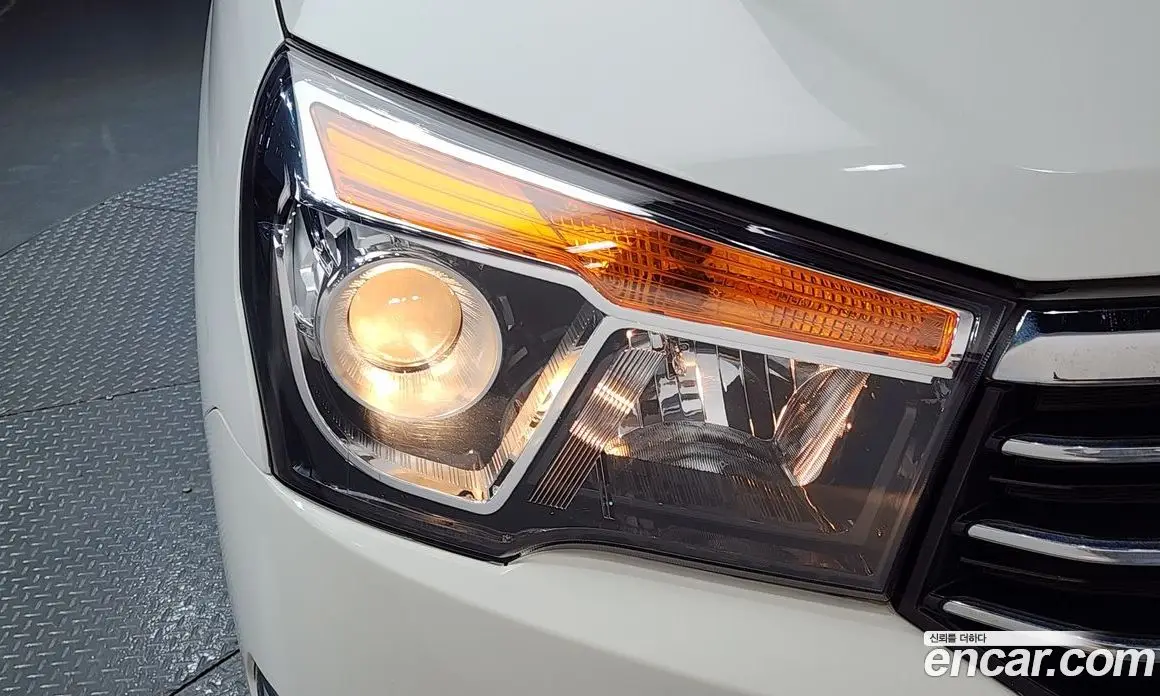 SsangYong Korando 2016 2.2 автомат (гидро), фото 8