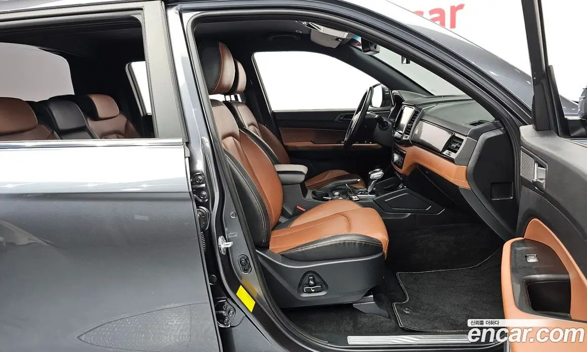 SsangYong Rexton 2020 2.2 автомат (гидро), фото 16