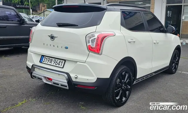 SsangYong TIBOLI 2015 1.6 автомат (гидро), миниатюра 7