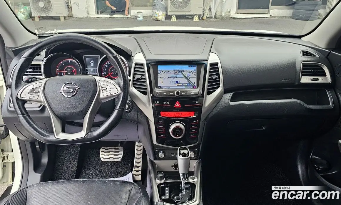 SsangYong TIBOLI 2015 1.6 автомат (гидро), фото 10