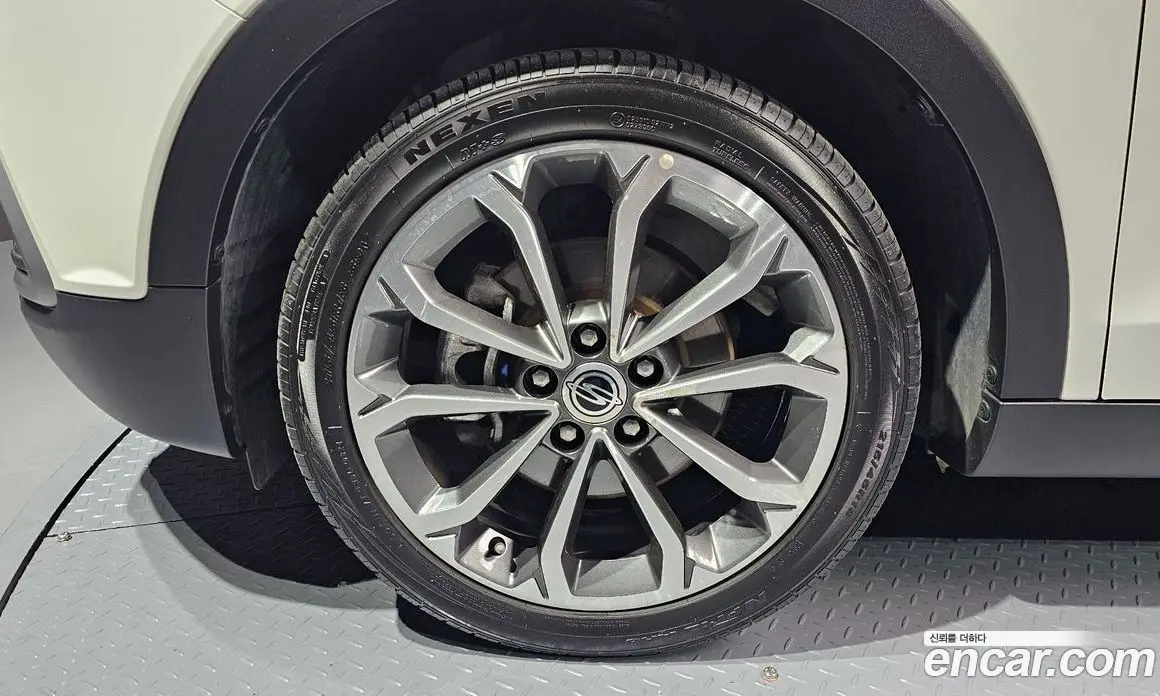 SsangYong TIBOLI 2017 1.6 автомат (гидро), фото 5