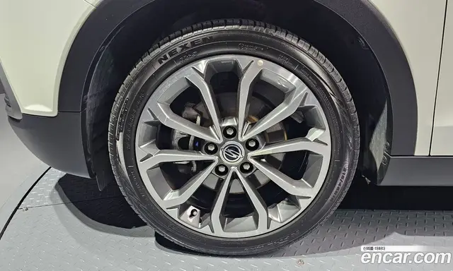 SsangYong TIBOLI 2017 1.6 автомат (гидро), миниатюра 5