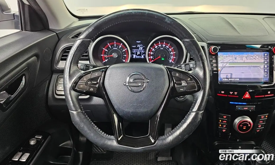 SsangYong TIBOLI 2017 1.6 автомат (гидро), фото 13