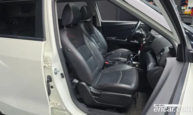 SsangYong TIBOLI 2017 1.6 автомат (гидро), миниатюра 12