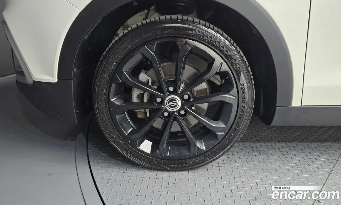 SsangYong TIBOLI 2017 1.6 автомат (гидро), фото 5