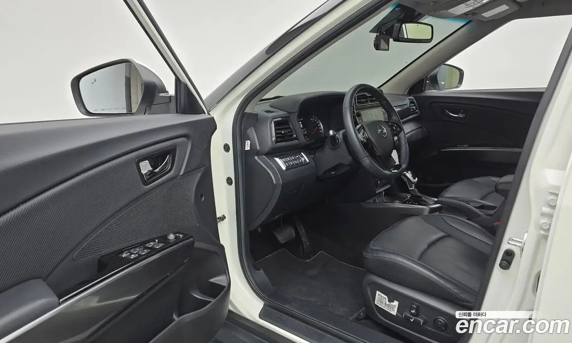 SsangYong TIBOLI 2022 1.5 автомат (гидро), фото 10